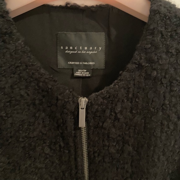 Sanctuary Long Black Vest with Zipper - Picture 6 of 6